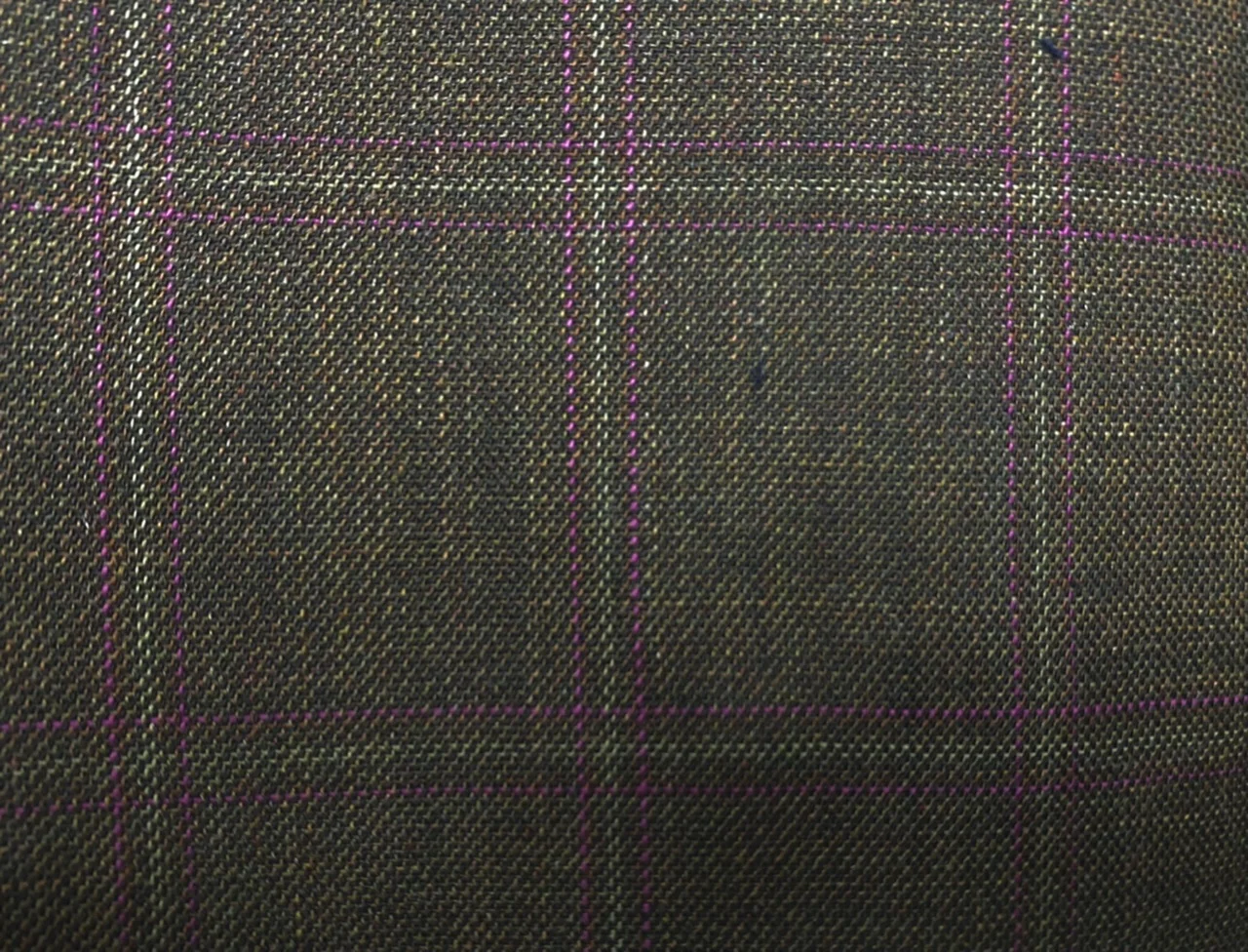 Ferre 26180-250 RUST W/ CRIMSON WPANE fabric swatch