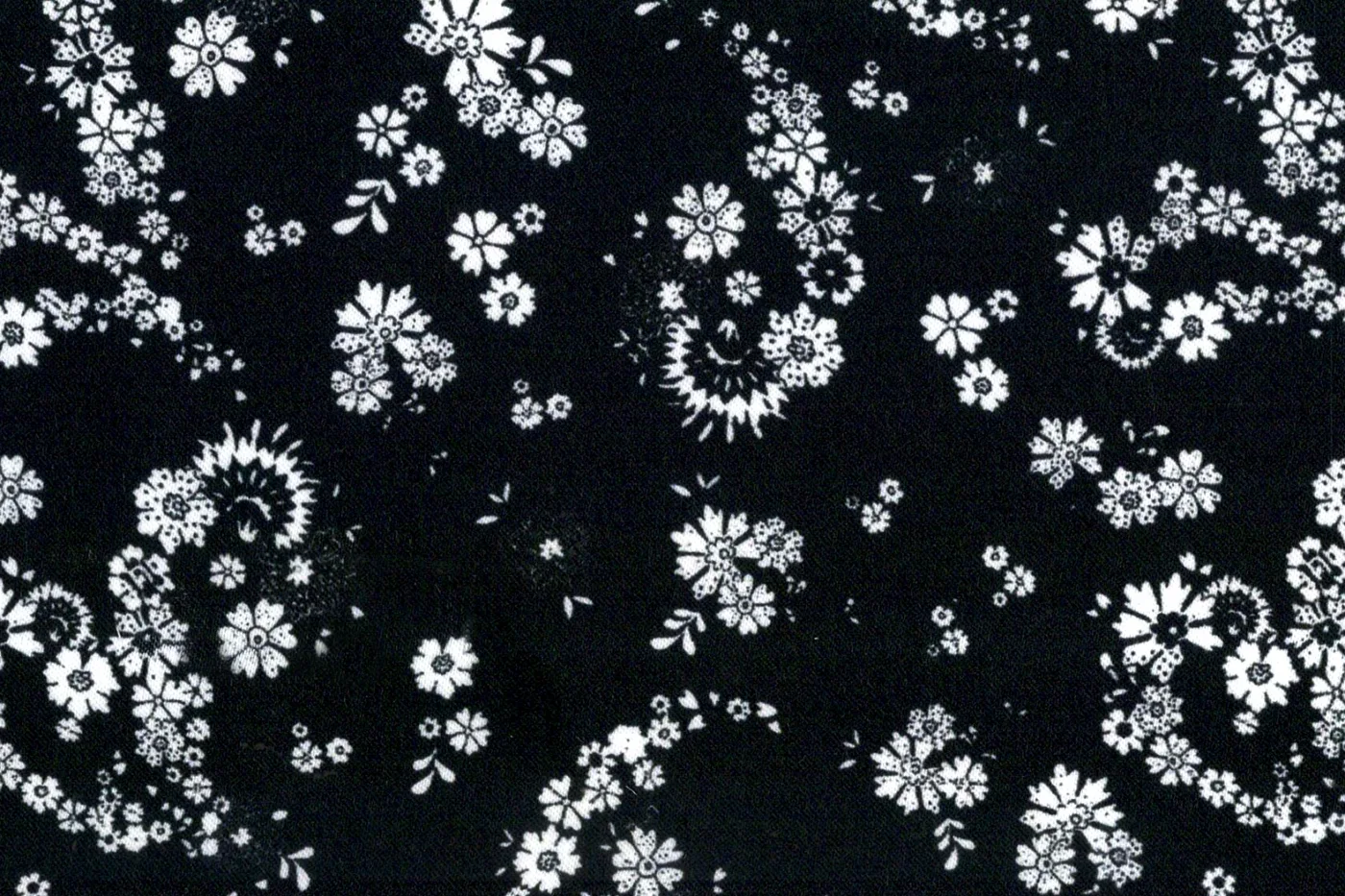 Flash Lining 28702-65 BLACK W/WHITE FANCY fabric swatch