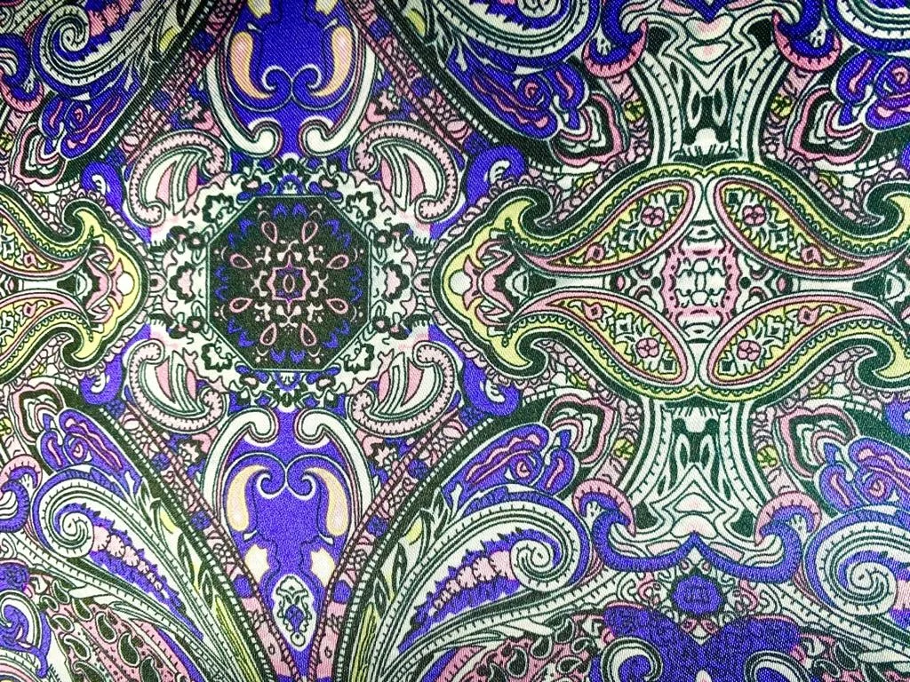 Flash Lining 28798-65 PURPLE PAISLEY fabric swatch