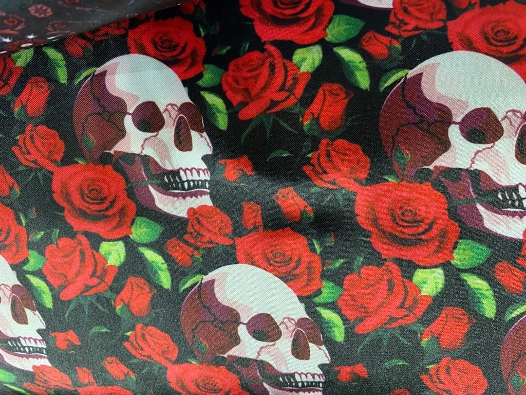 Flash Lining 28802-65 SKULLS & RED ROSES fabric swatch