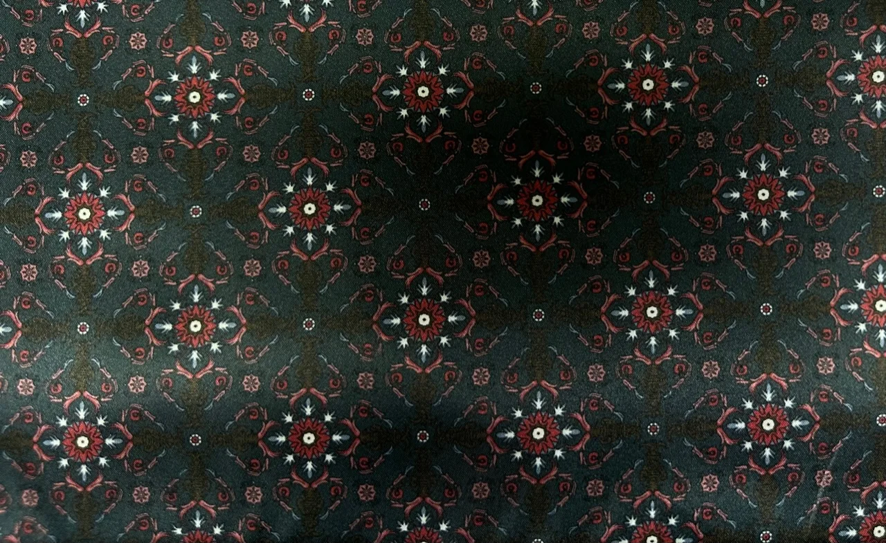 Flash Lining 28803-65 DEEP GREEN W/RED FANCY fabric swatch