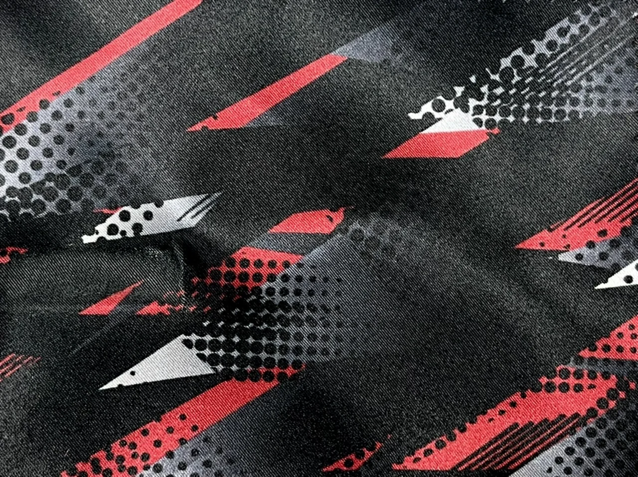 Flash Lining 28961-65 ABSTRACT RED BLACK fabric swatch