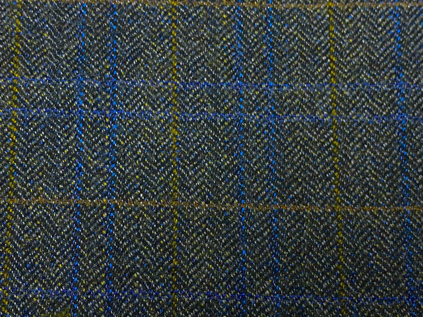 Giorgio Valentino 22951-250 MED GREY WINDOWPANE fabric swatch