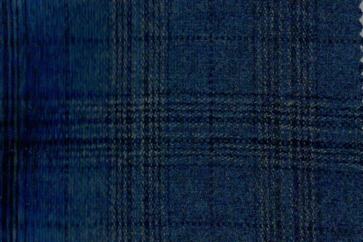 Giorgio Valentino 27363-200 BLUE CHECK fabric swatch