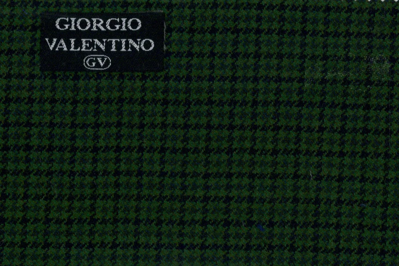 Giorgio Valentino 27504-250 BOTTLE GREEN HTOOTH fabric swatch