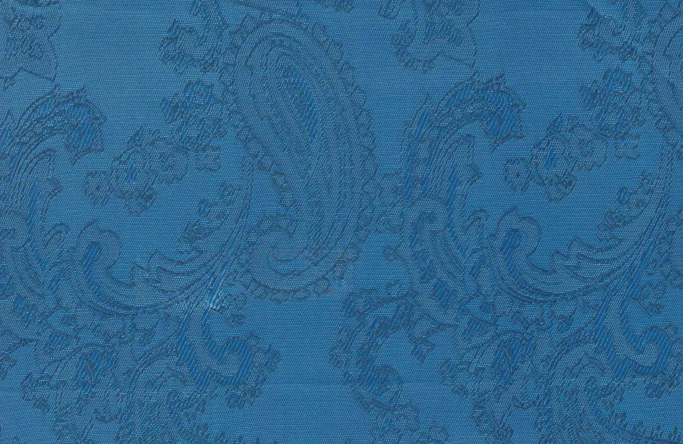 Linings 28514-52 MED BLUE PAISLEY fabric swatch