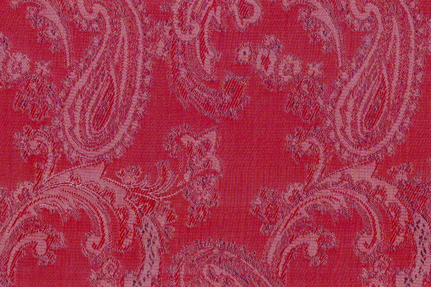 Linings 28521-52 STRAWBERRY PAISLEY fabric swatch