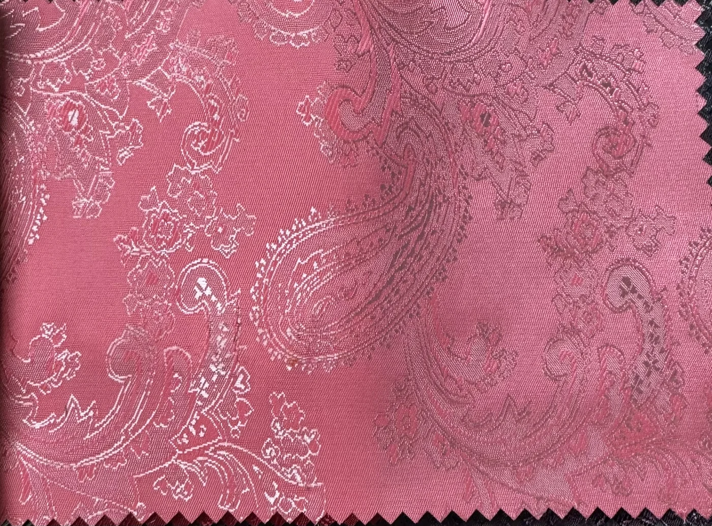 Linings 29548-52 Neon Pink Paisley fabric swatch