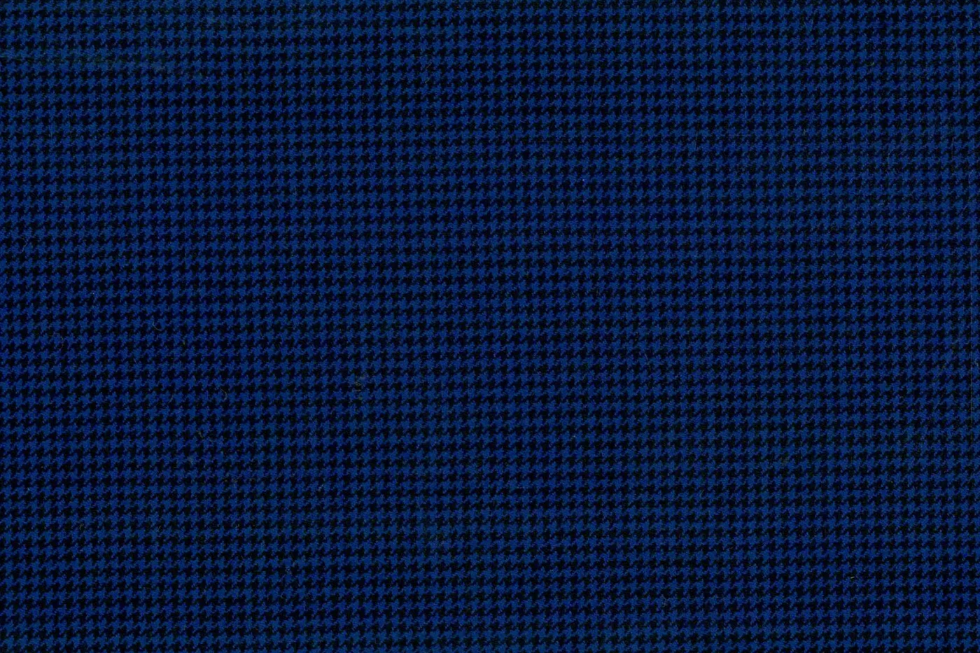 Lucciano Rossi 27239-210 ROYAL BLUE HTOOTH fabric swatch