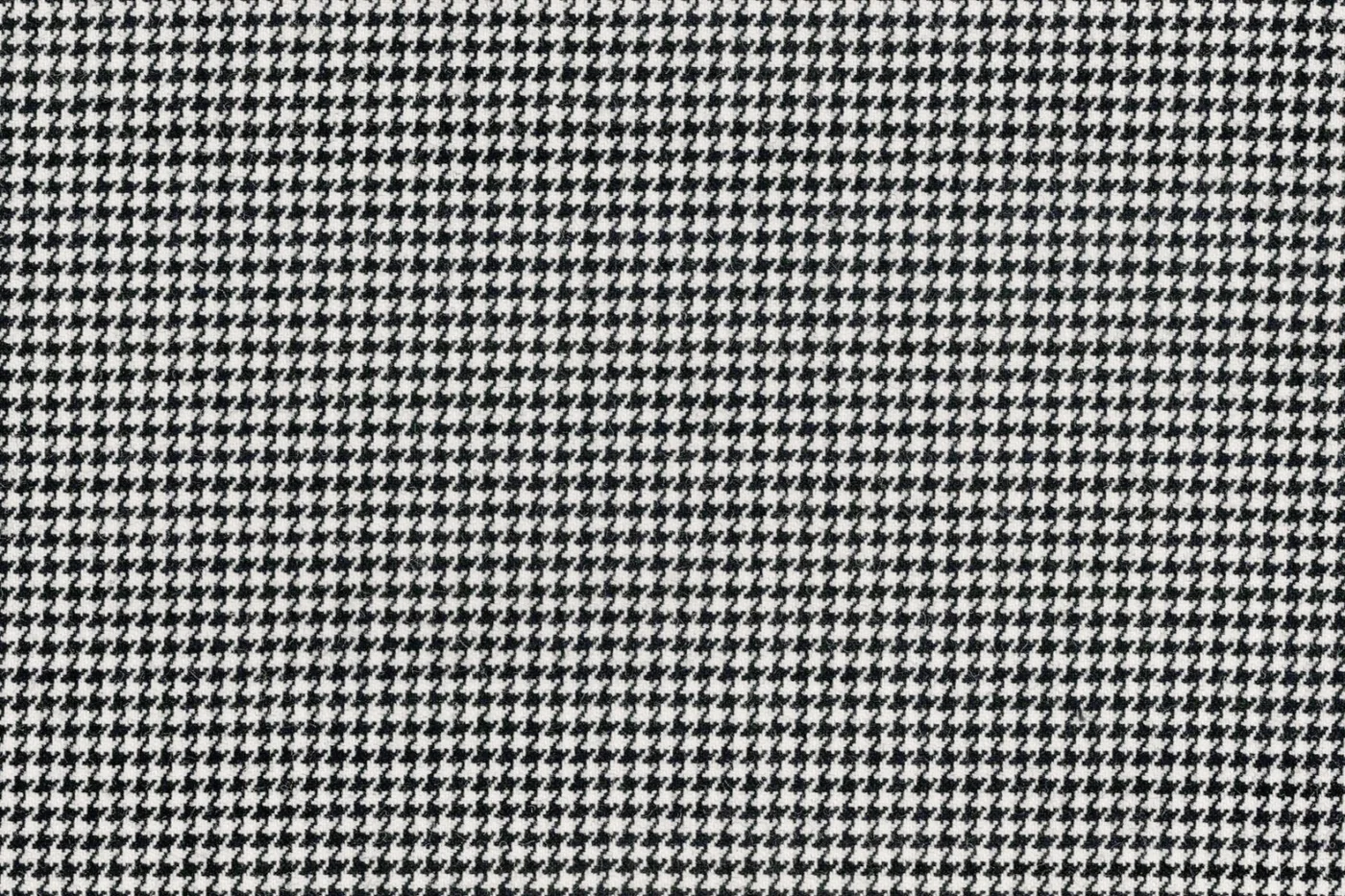 Mayfair 25686-120 BLACK WHITE HTOOTH fabric swatch