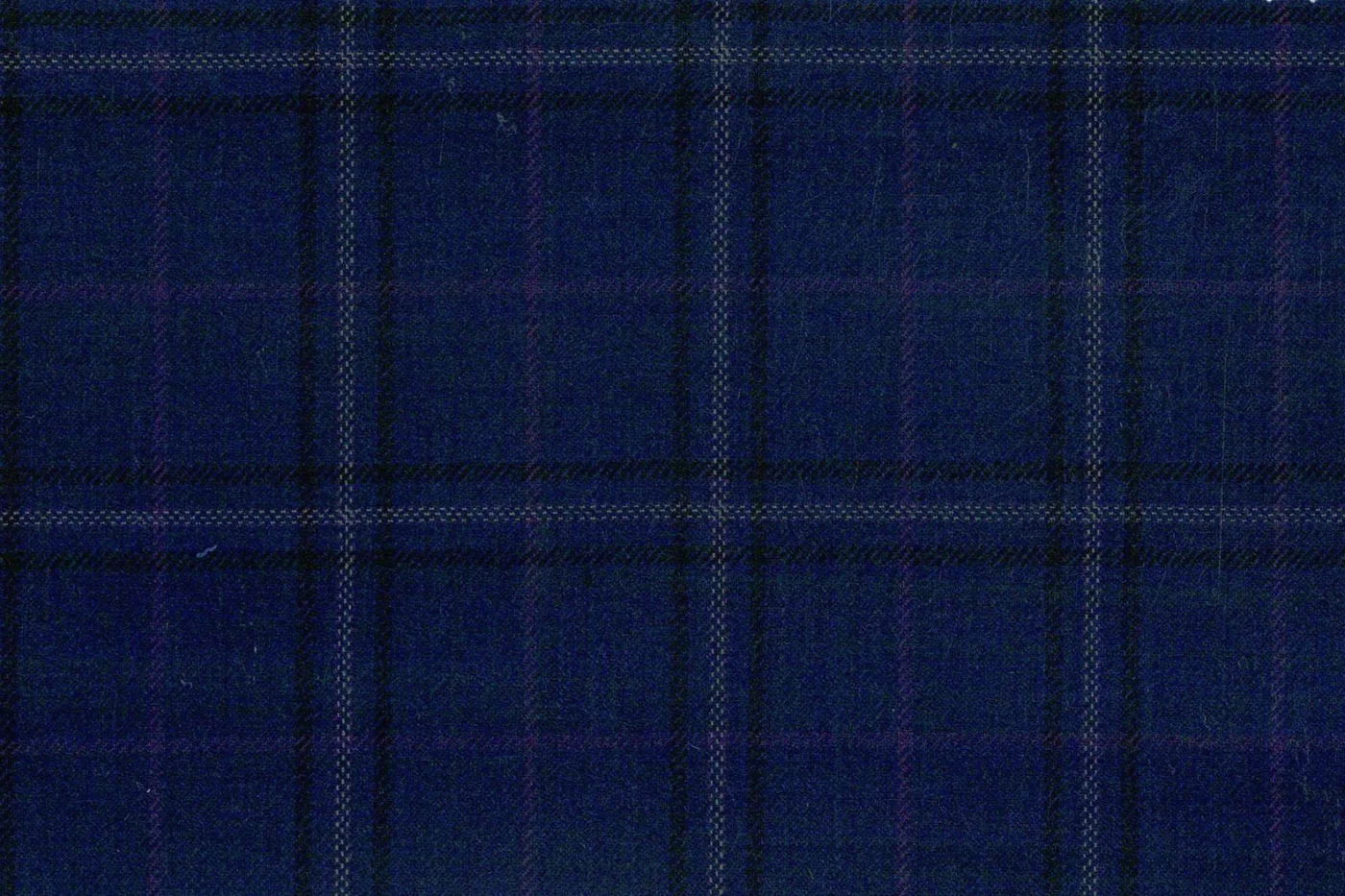 Mayfair 27197-120 DK.NAVY W/WINE WP fabric swatch