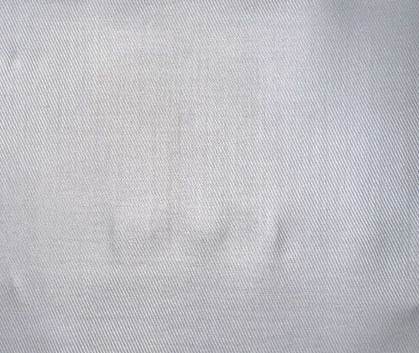 RD Shirting 29440-72 White Twill fabric swatch