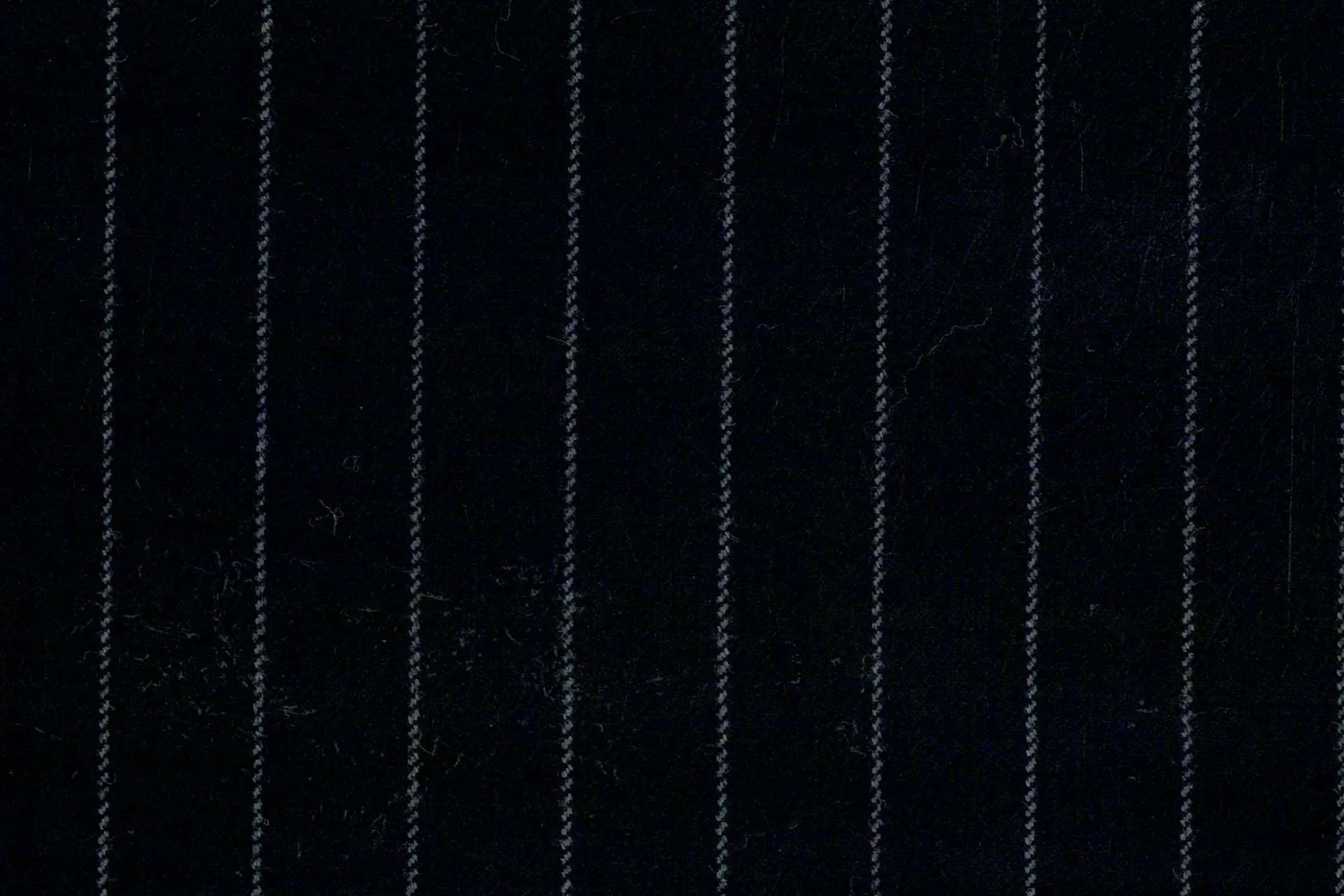 Royal Club 400-150 BLACK CHALK STRIPE fabric swatch