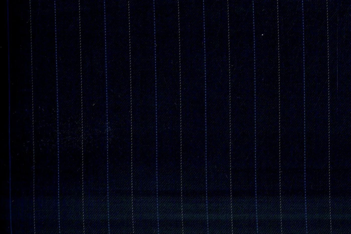 Savile Row 24654-140 NAVY W/BLUE STR fabric swatch