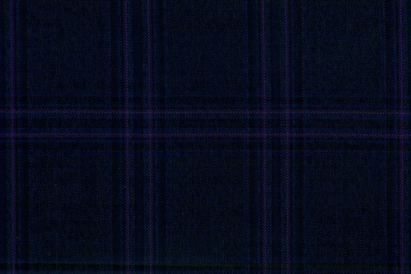 Savile Row 28617-140 NAVY W/PURPLE CHECK fabric swatch